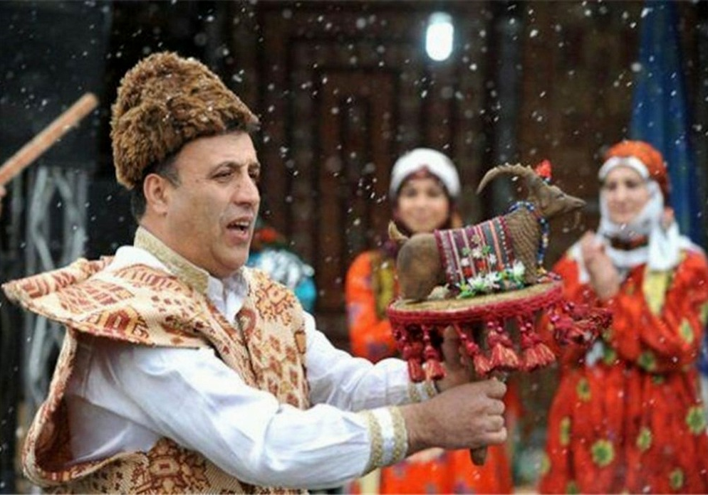 Təkəm oynatma Azərbaycanın xalqının baharı qarşılamaq üçün keçirdiyi mərasimdir.